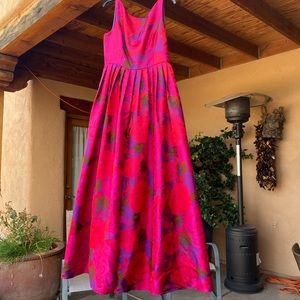 Adrianna Papell Dress with pockets.